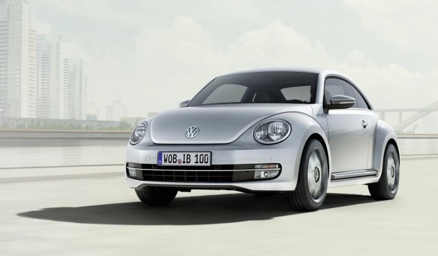 Volkswagen iBeetle 2013 (2).jpg